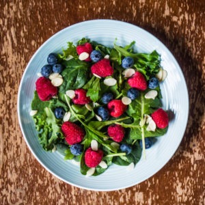 dark leafy greens keep eyes healthy